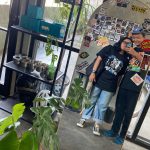 Dari Influencer Ke Semua Orang: Mirror Selfie Menjadi Tren Global