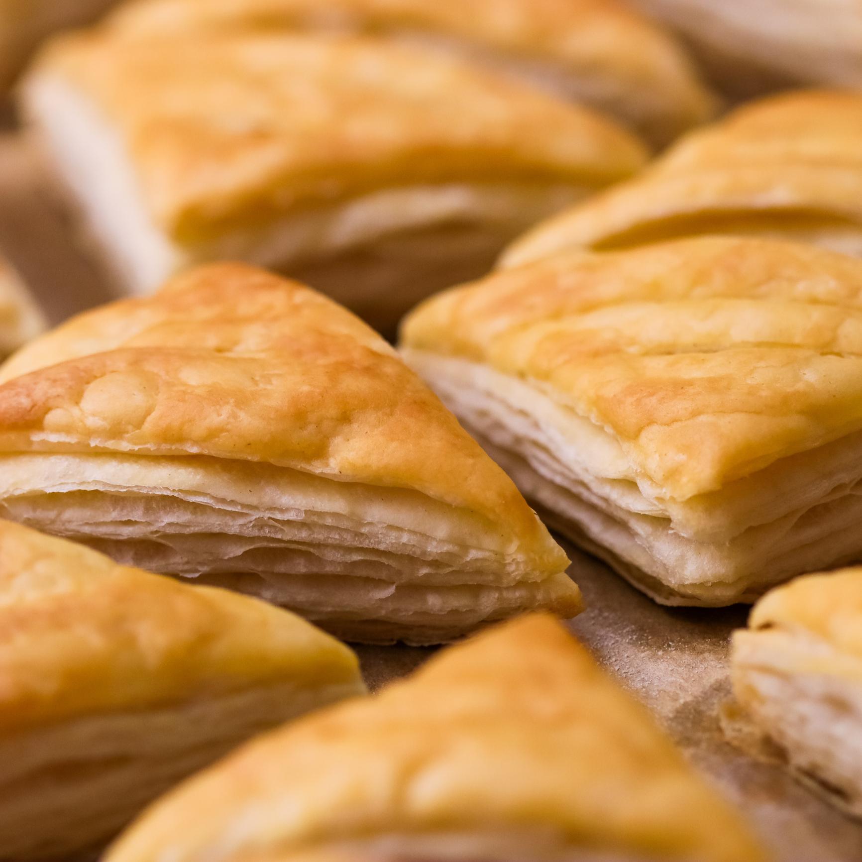 Flaky Pastry Khas Eropa, Camilan Elegan Yang Mendunia