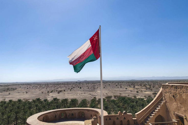 Trump Ancam Bom Oman, Negosiasi AS-Iran Makin Memanas