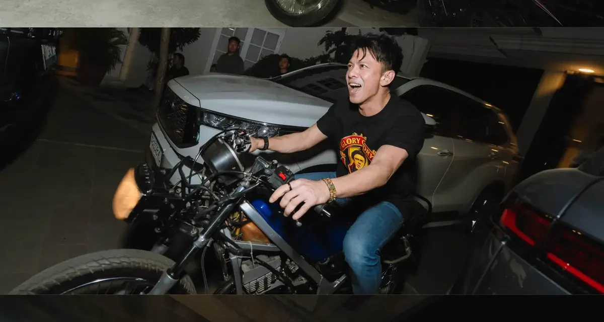 Penuh Kenangan! Gading Marten Beri Ariel NOAH Suzuki RGR