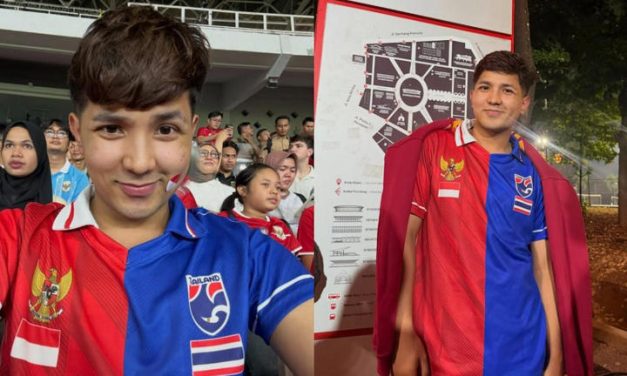 Bikin Ketawa! Jirayut Hadir Di GBK Dengan Jersey IDN-THAI