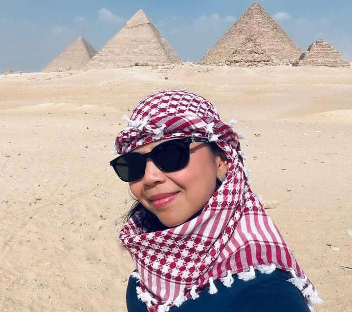 Pemandangan Memukau! Greysia Polii Nikmati Piramida Mesir